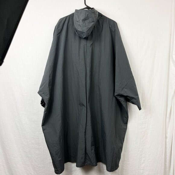 Manahe Art To Wear Nylon Poncho Jacket One Size Unisex Futuristic Lagenlook Grey - Picture 5 of 10